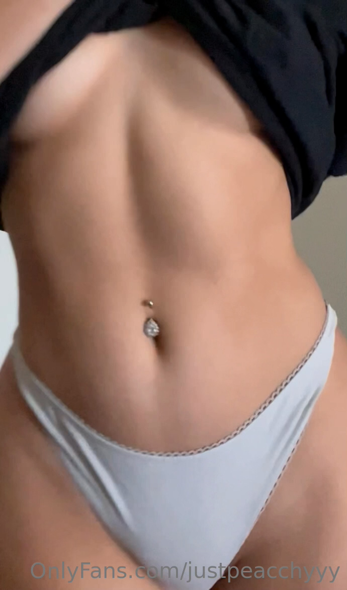 Justpeacchyyy/Amariah Morales new nude video Onlyfans  so hot