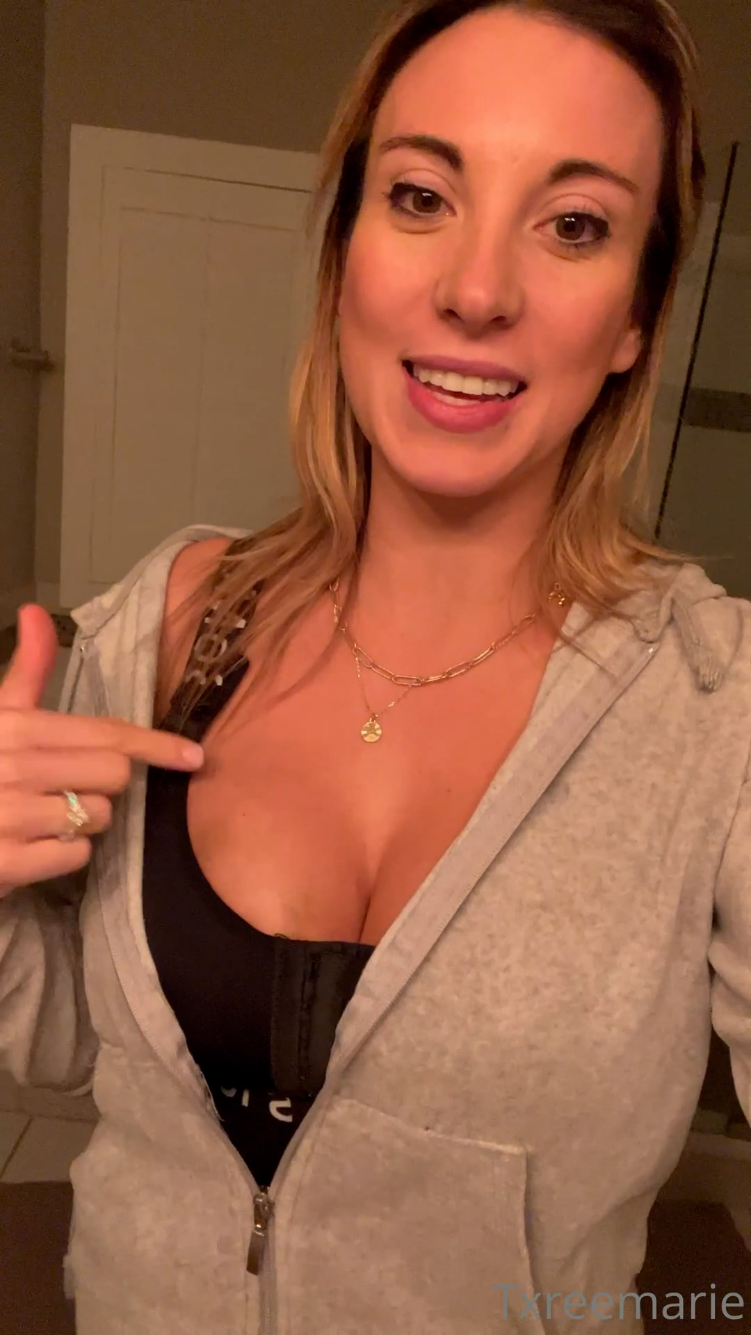 Ree Marie Viral video  so hot