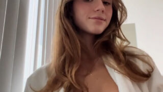 Maligoshik Onlyfans video – Stripping in bedroom